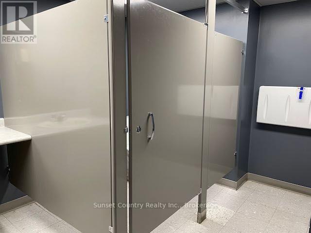 34 Whyte Avenue Property Photo 13
