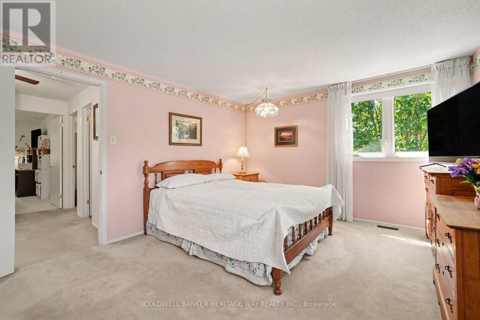 45 Shadetree Crescent Property Photo 20
