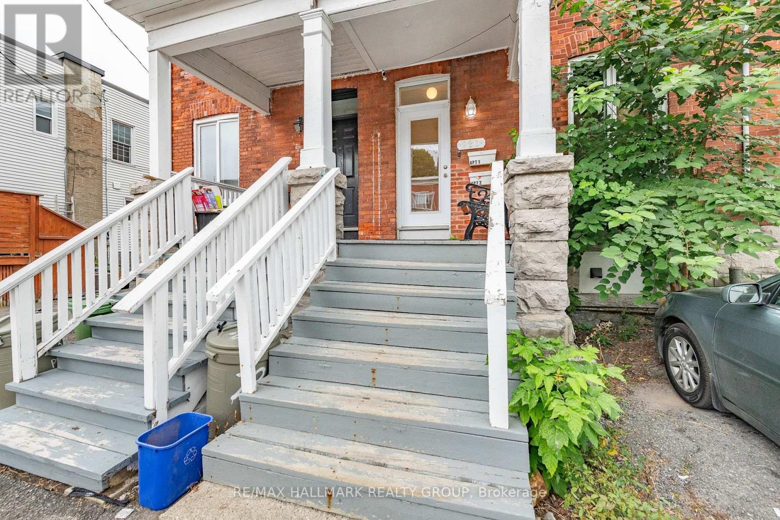 230 Percy Street Property Photo 3