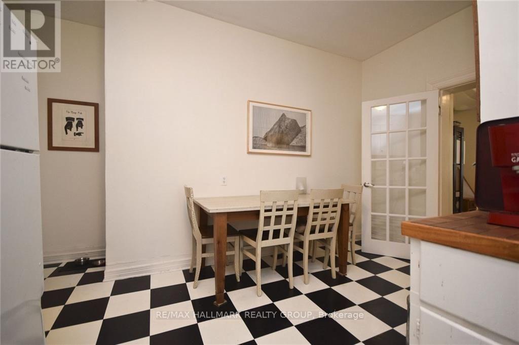 230 Percy Street Property Photo 6