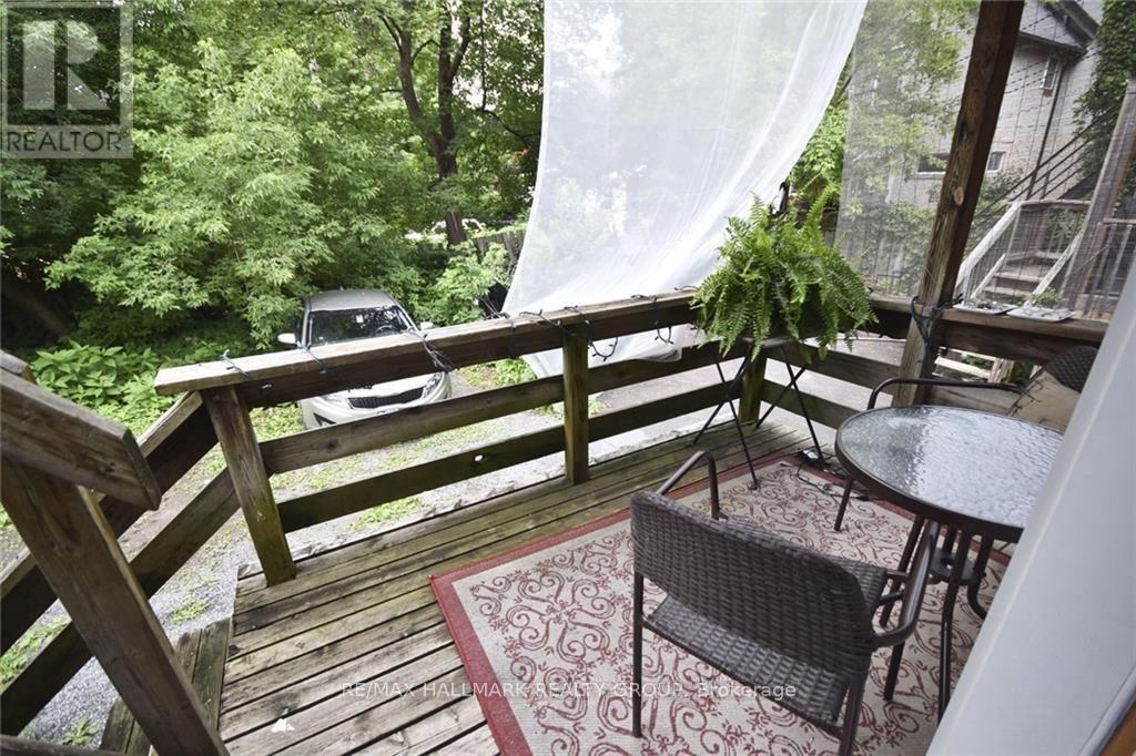 230 Percy Street Property Photo 10