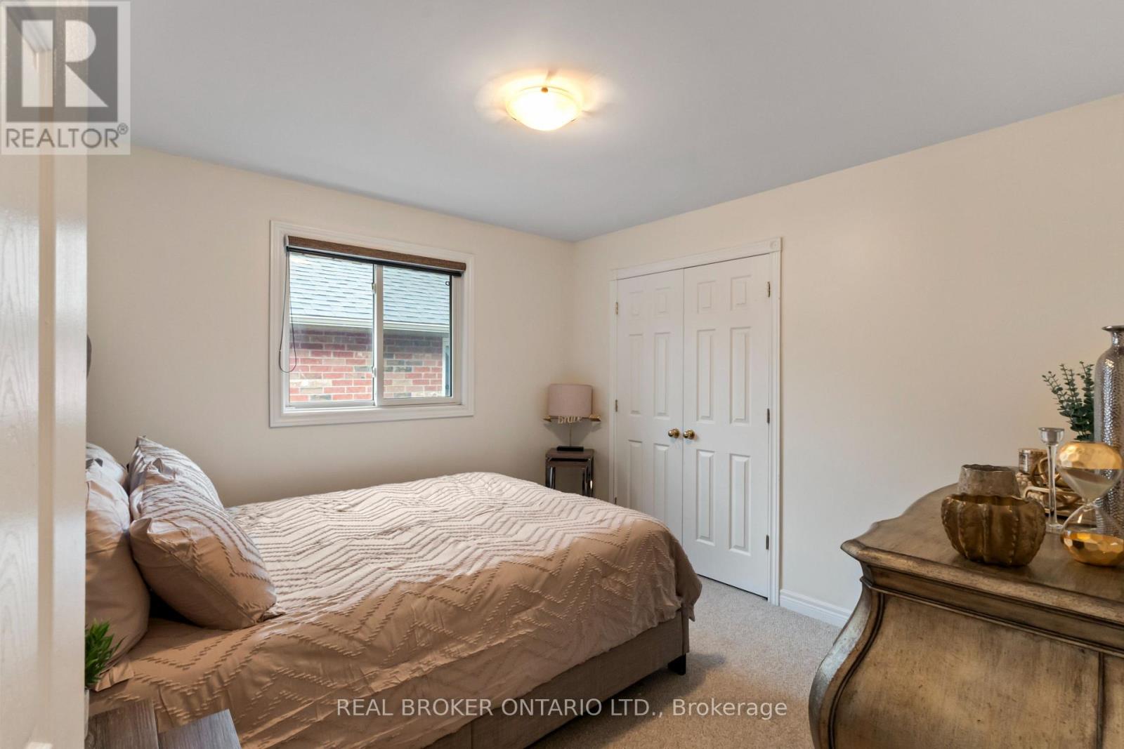 865 Bertrand Terrace Property Photo 12