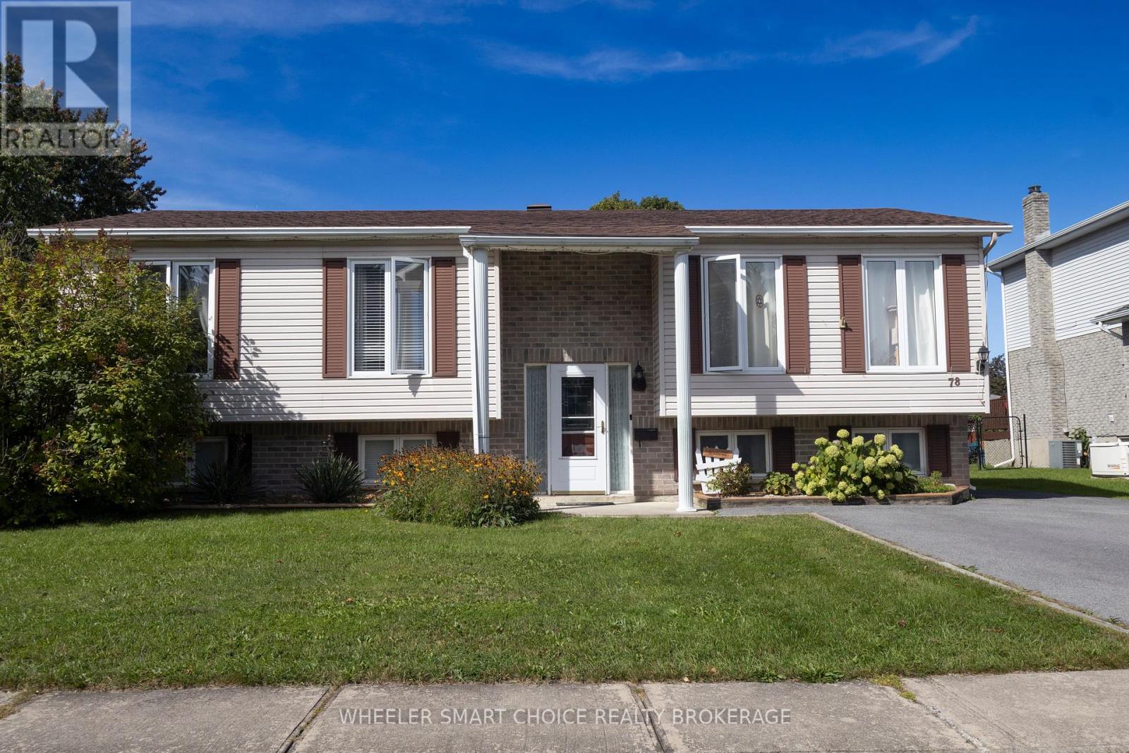 78 MAPLE STREET Property Photo 1