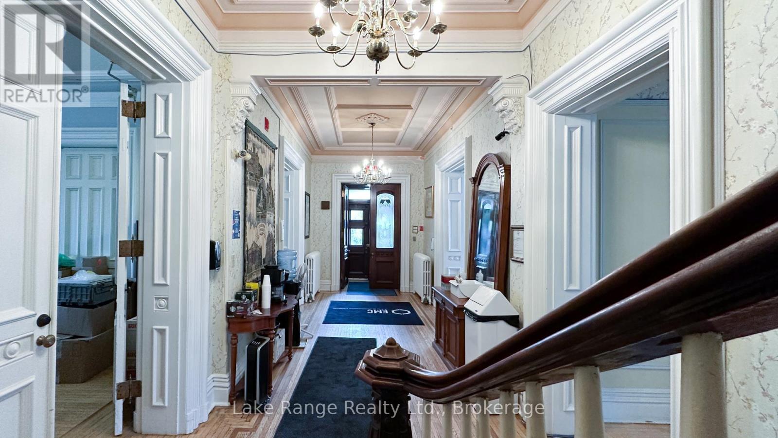 255 Durham Street Property Photo 8