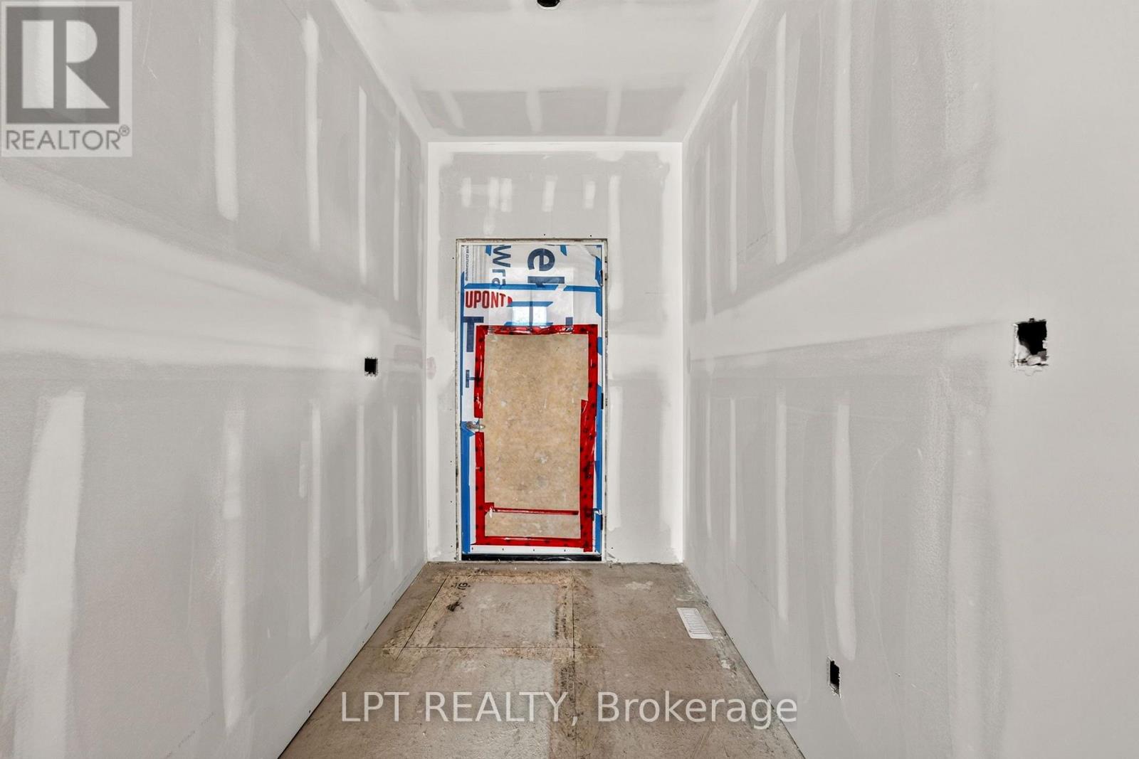 207 Merritt Court Property Photo 6