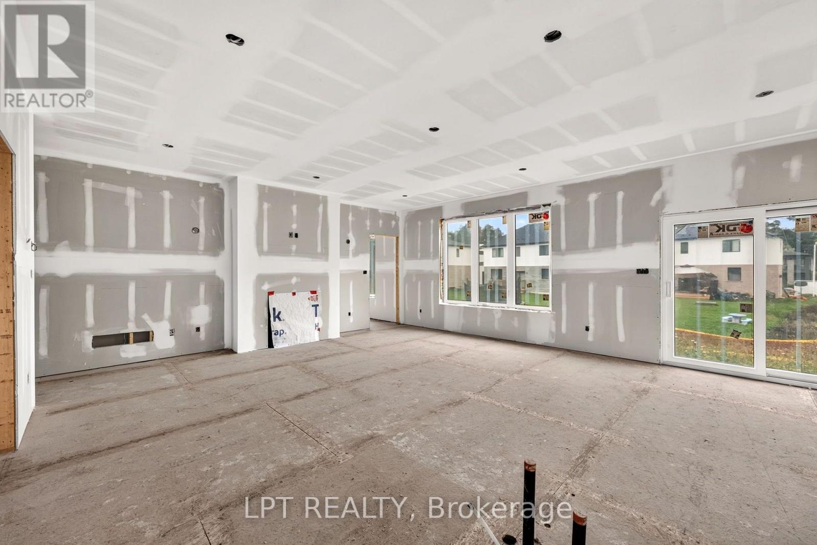 207 Merritt Court Property Photo 8