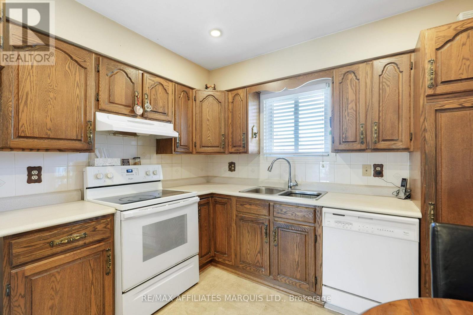 605 Kirkwood Street Property Photo 12