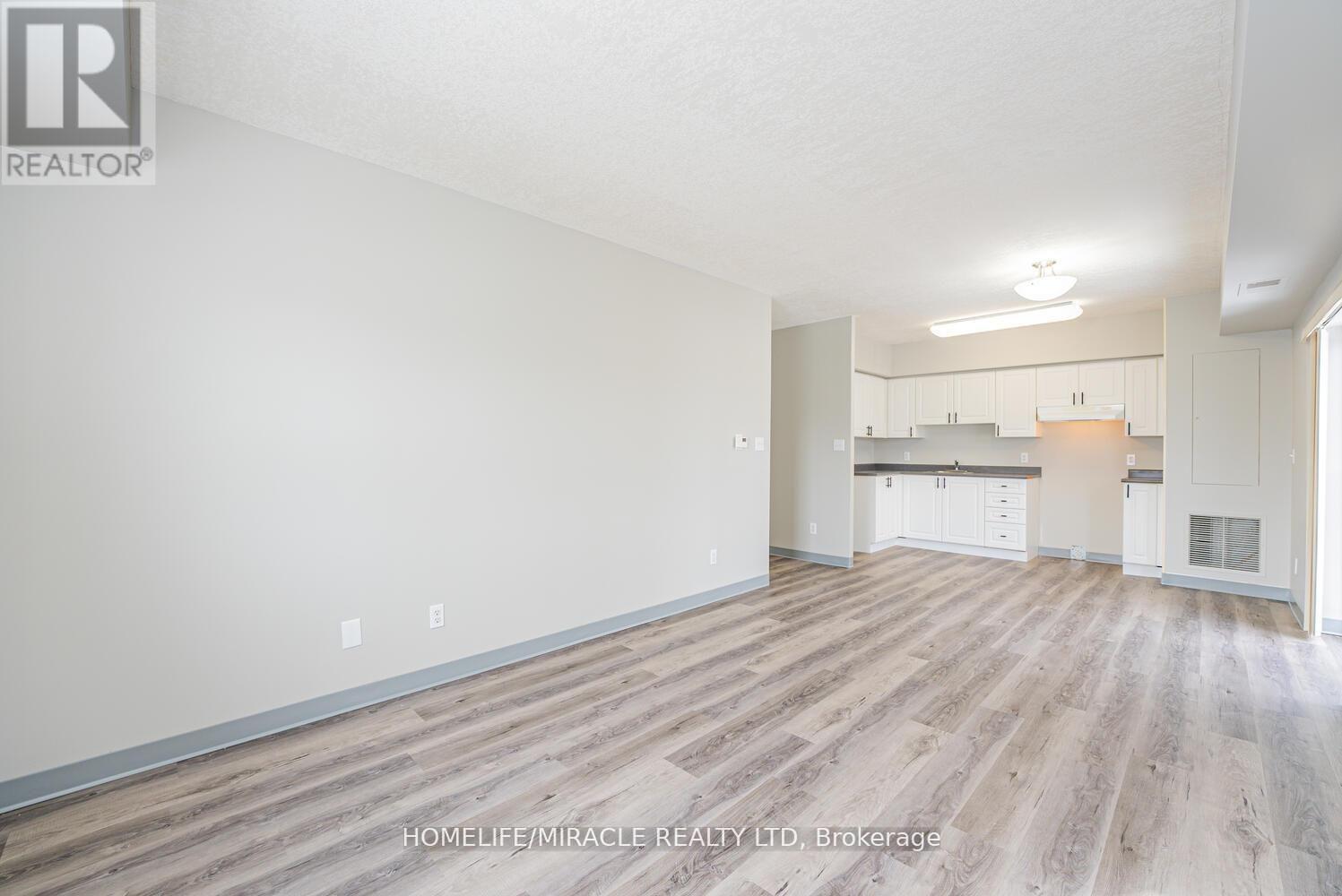 610 - 274 Erb Street W Property Photo 4