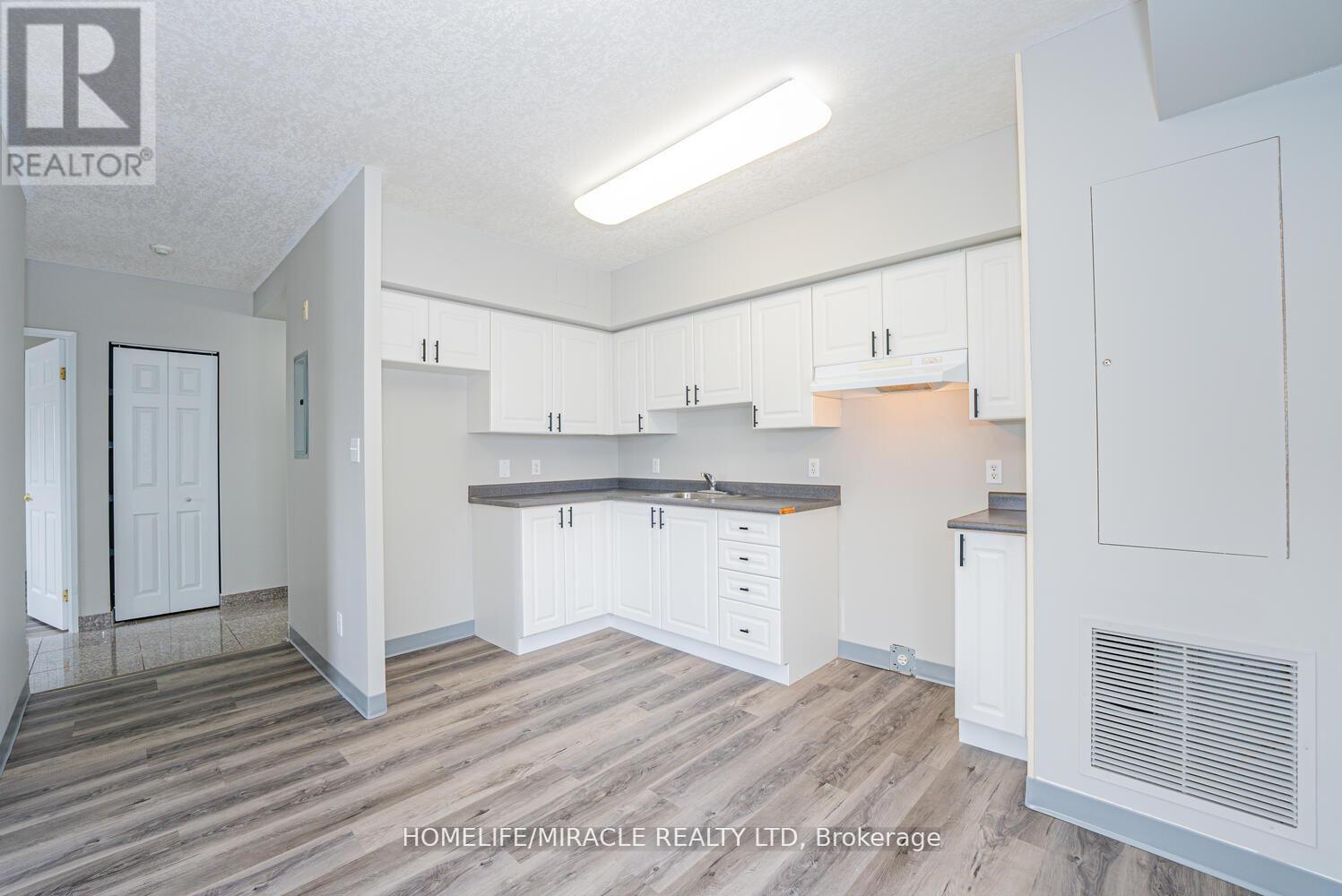 610 - 274 Erb Street W Property Photo 5