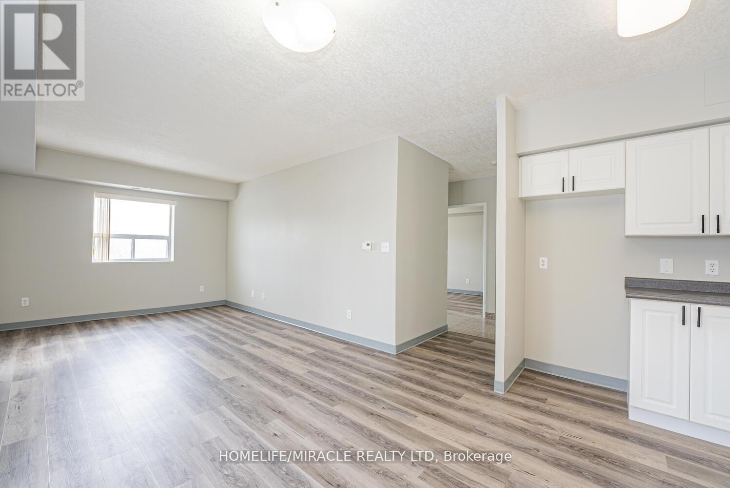 610 - 274 Erb Street W Property Photo 6
