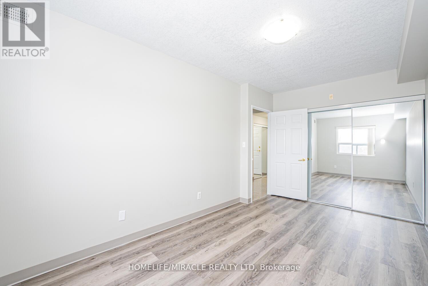 610 - 274 Erb Street W Property Photo 13