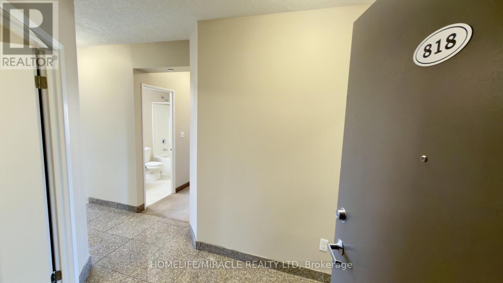 818 - 239 Auburn Drive Property Photo 7
