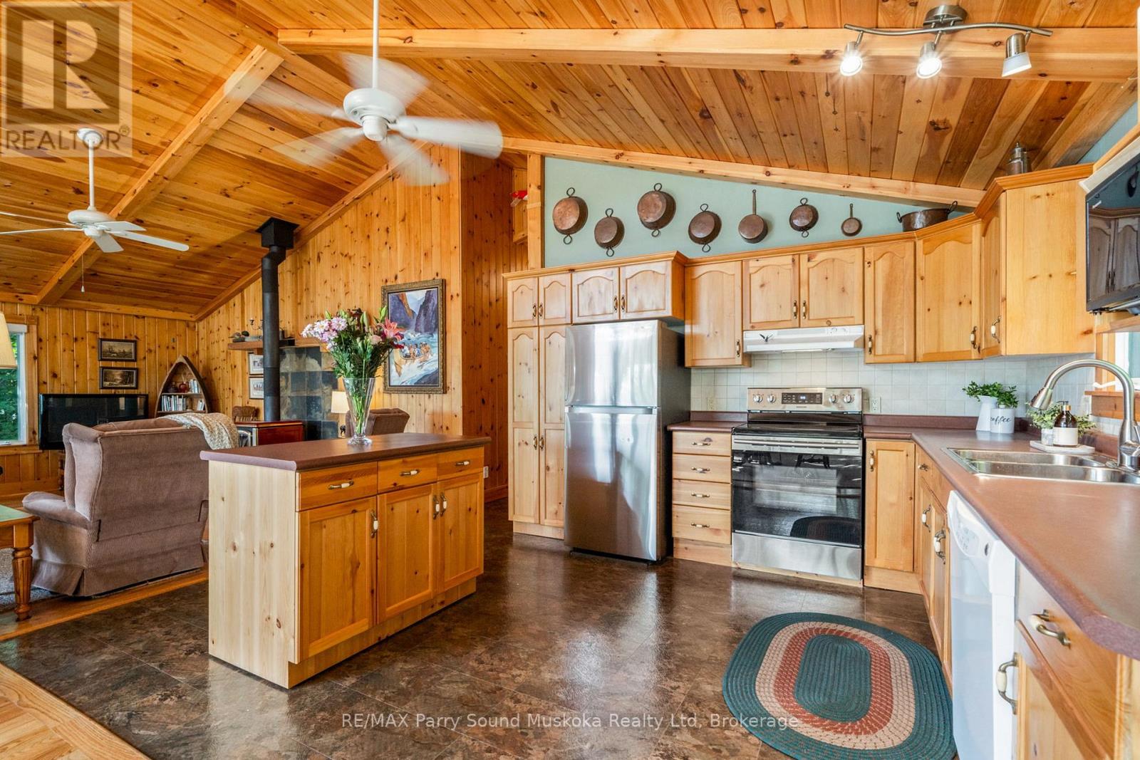 48 Fred Dubie Road E Property Photo 16