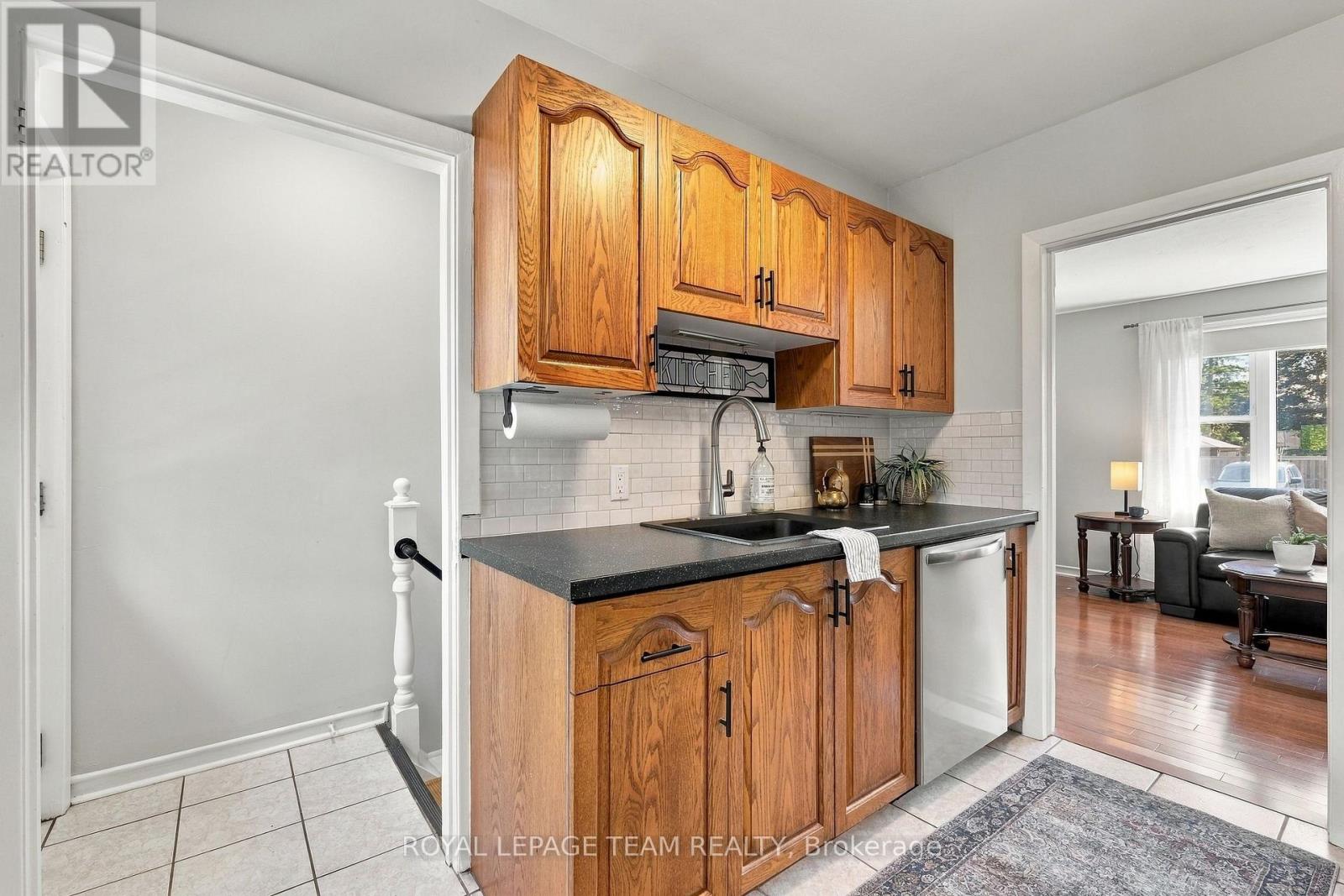 309 George Street East Property Photo 15