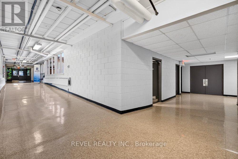 45 Randall Avenue Property Photo 19