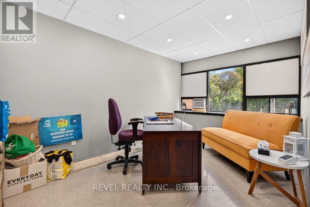 45 Randall Avenue Property Photo 25