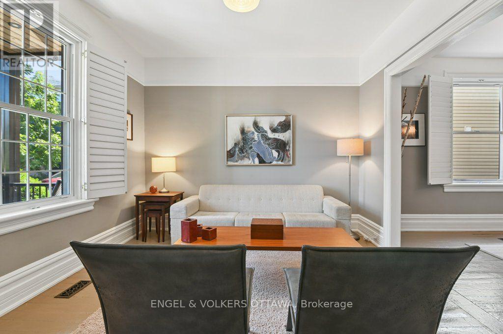 390 Winston Avenue Property Photo 7