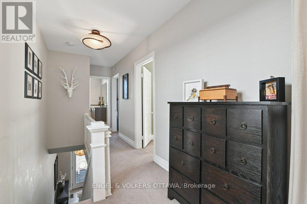 390 Winston Avenue Property Photo 20