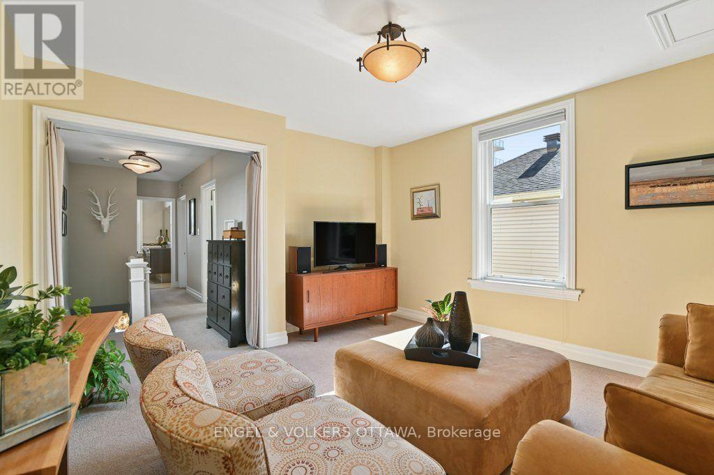 390 Winston Avenue Property Photo 26
