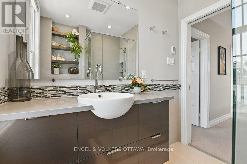 390 Winston Avenue Property Photo 29