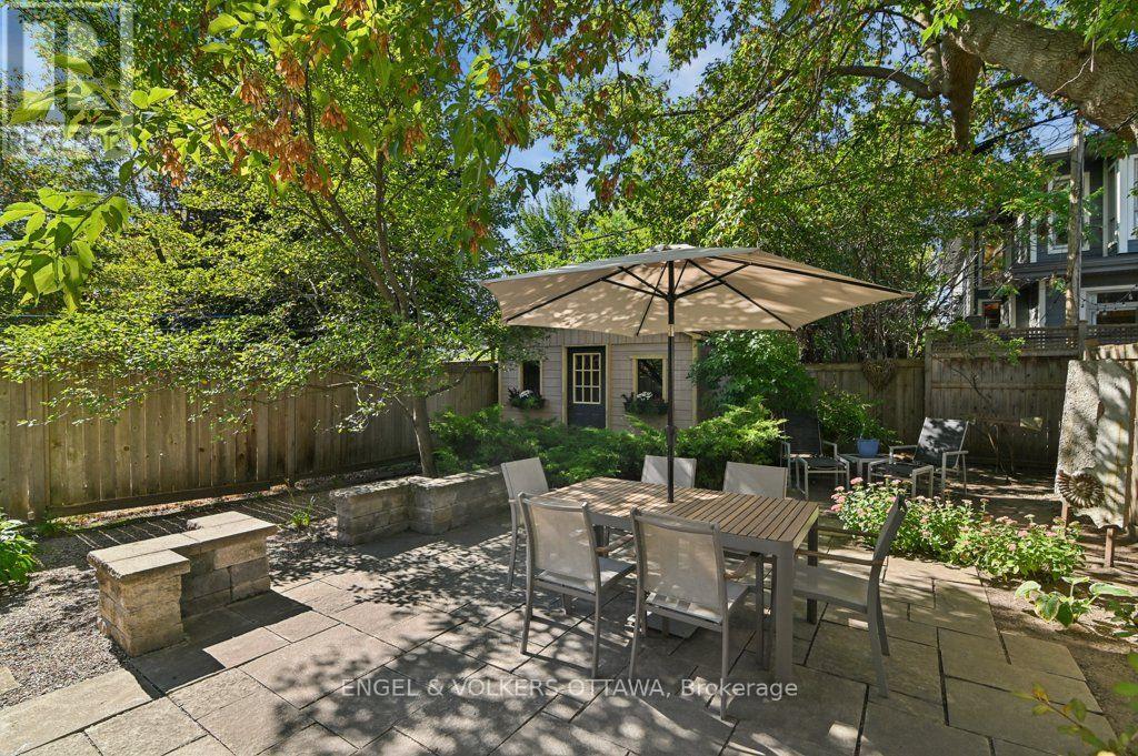 390 Winston Avenue Property Photo 33