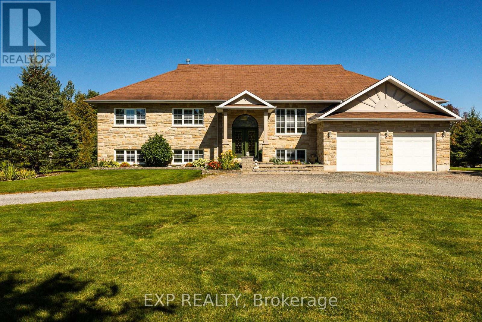 140 Windmill Crescent Property Photo 1