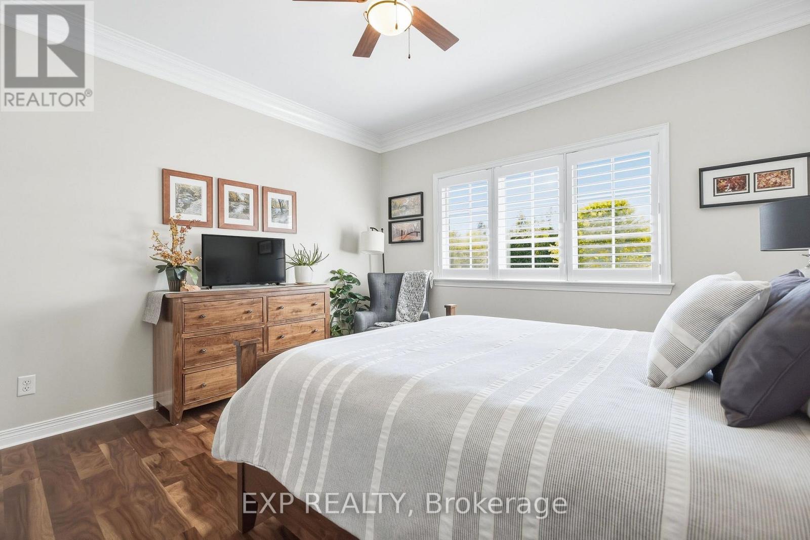 140 Windmill Crescent Property Photo 30