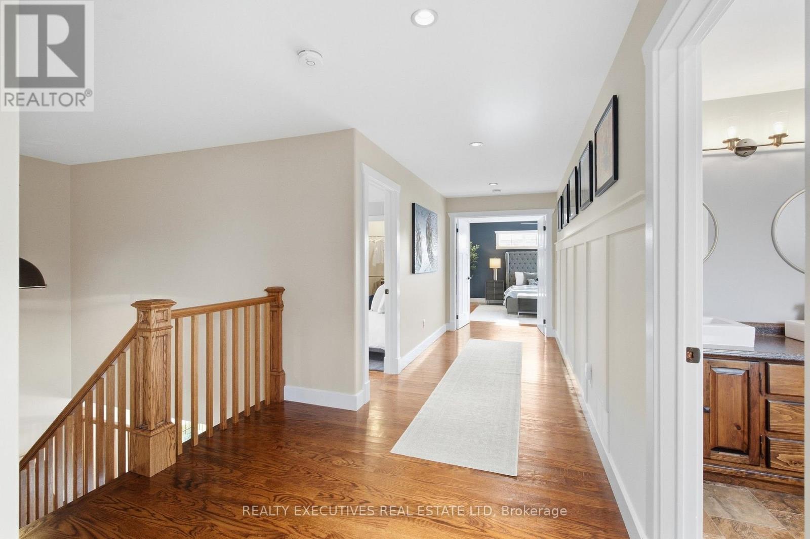 534 St Lawrence Street Property Photo 17