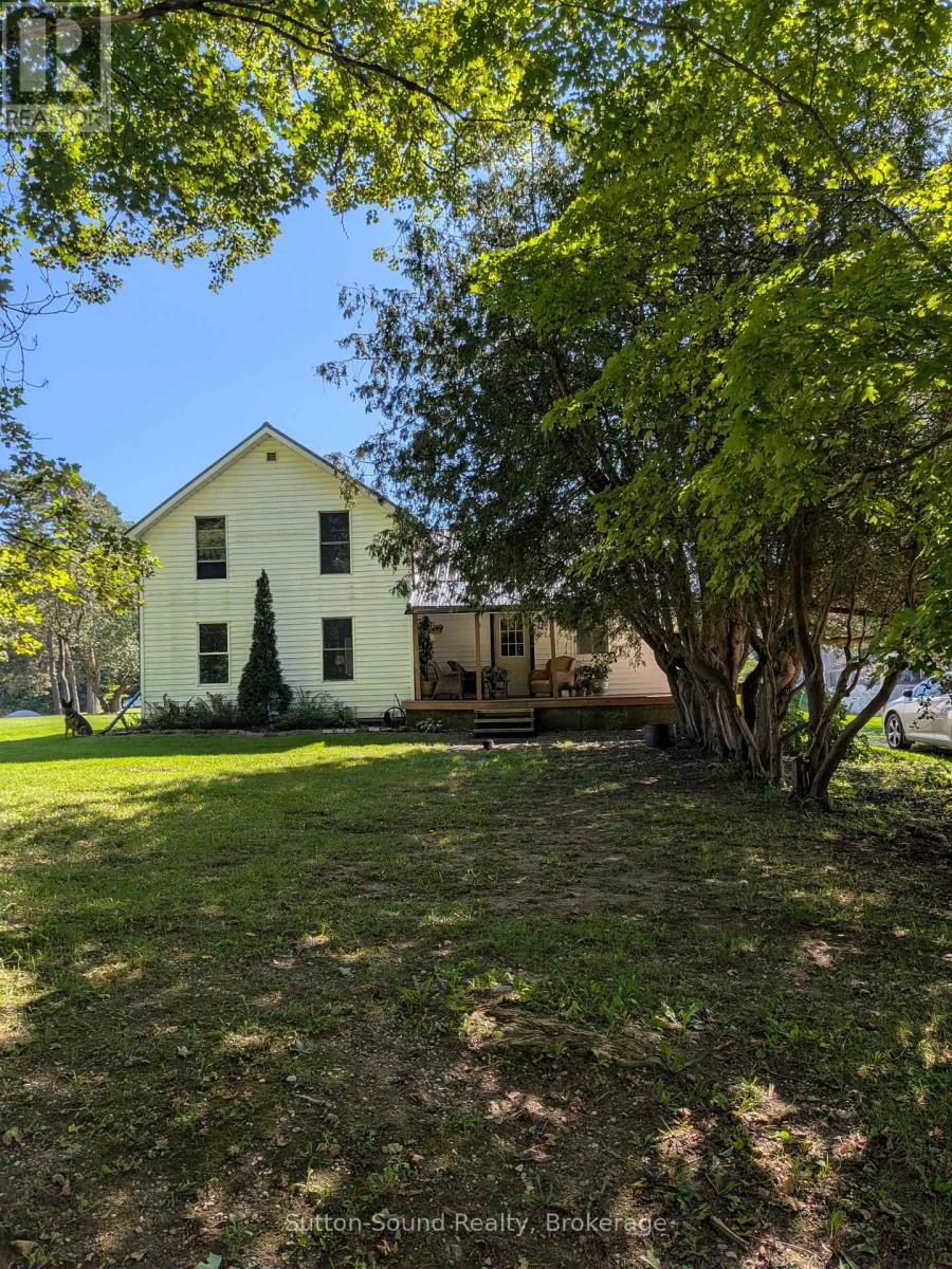 781492 3 Side Road Property Photo 1