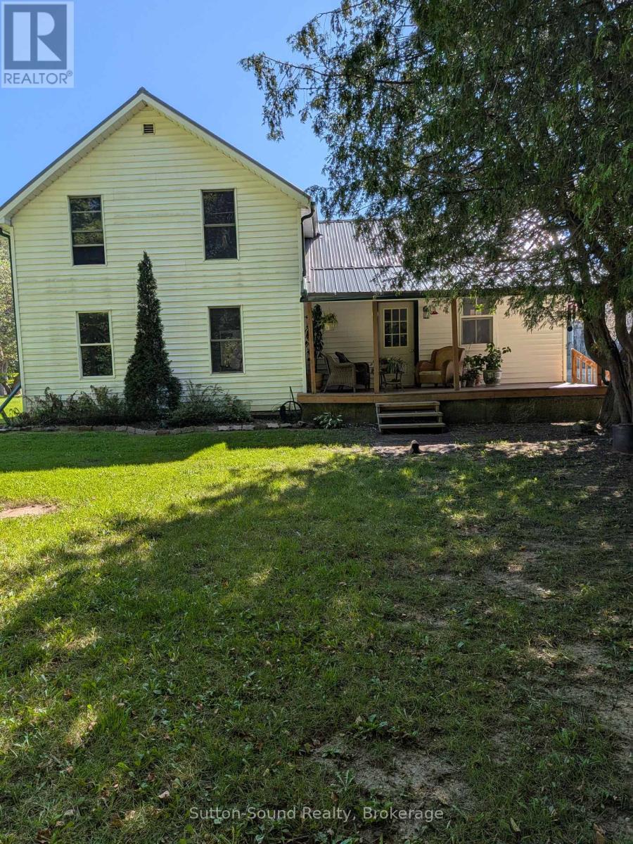 781492 3 Side Road Property Photo 3
