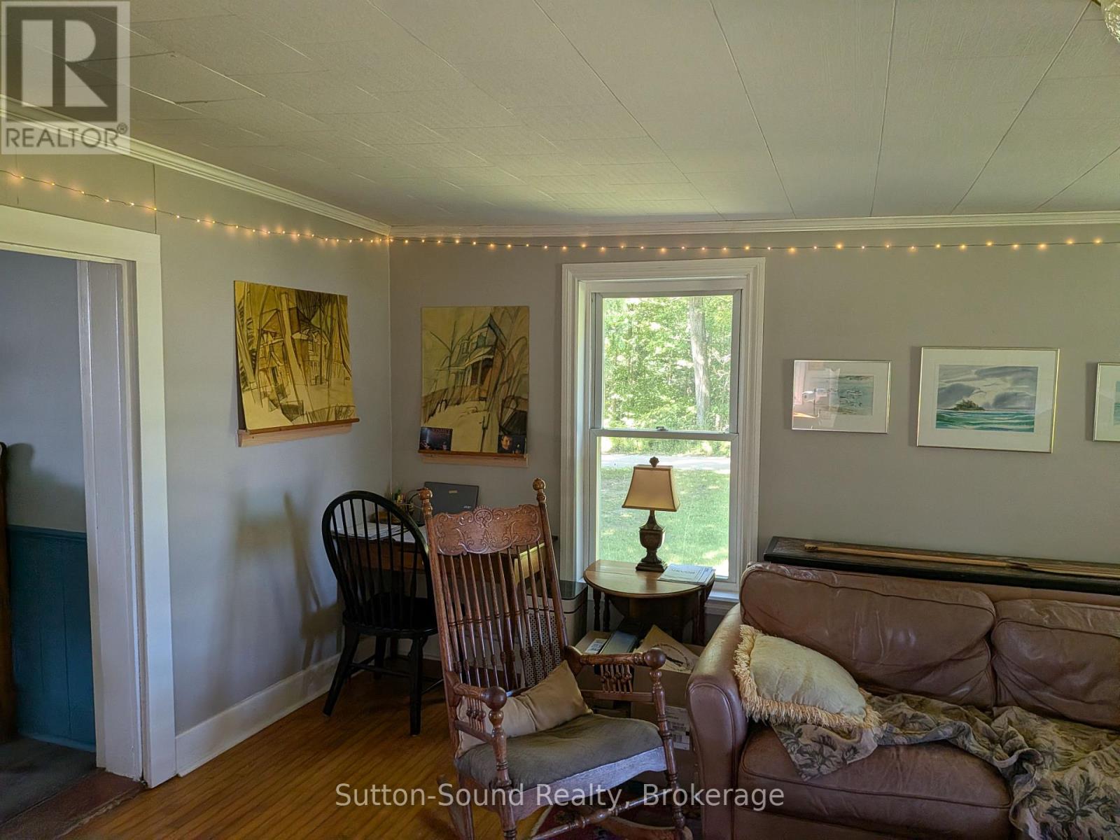 781492 3 Side Road Property Photo 17
