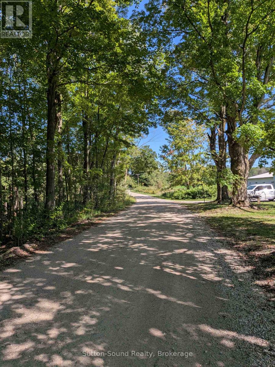 781492 3 Side Road Property Photo 27