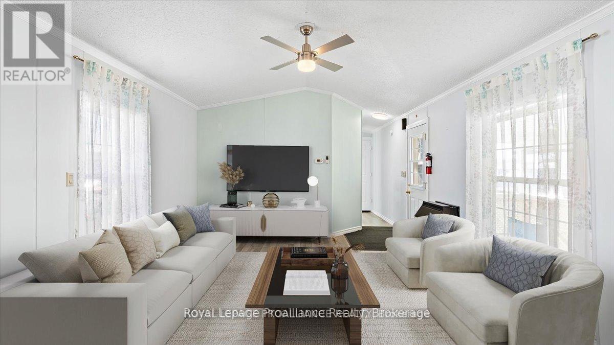 18 - 311 Dundas Street E Property Photo 5