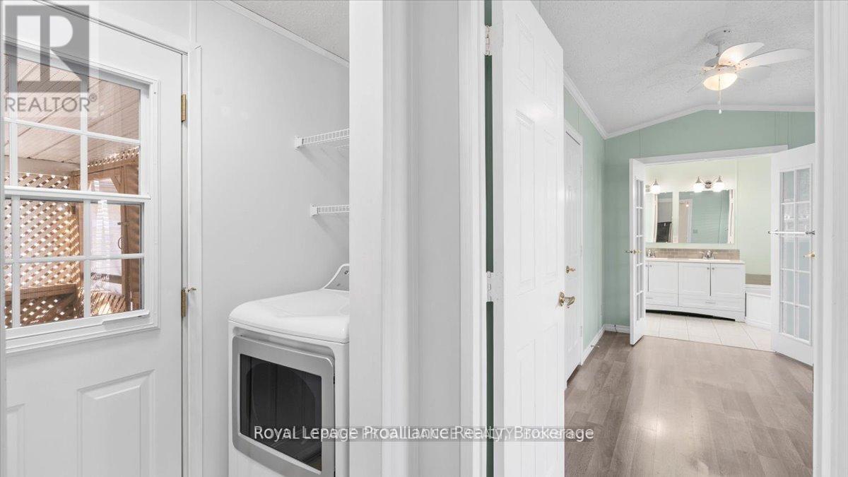 18 - 311 Dundas Street E Property Photo 12