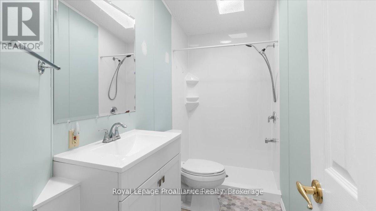 18 - 311 Dundas Street E Property Photo 20