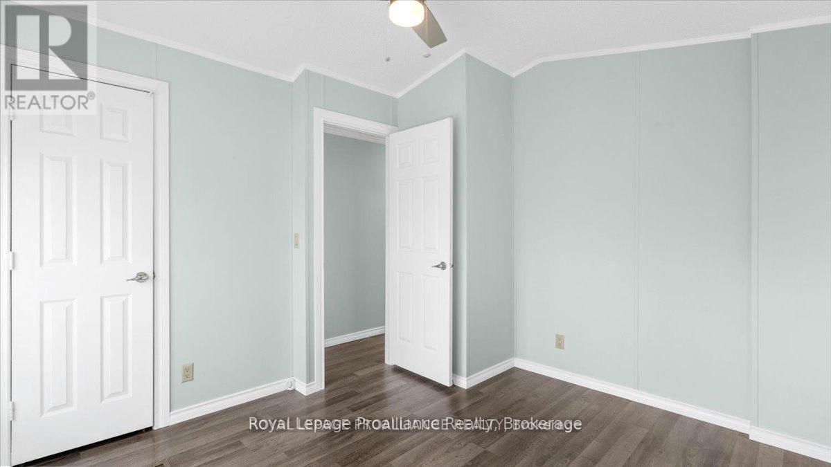 18 - 311 Dundas Street E Property Photo 23
