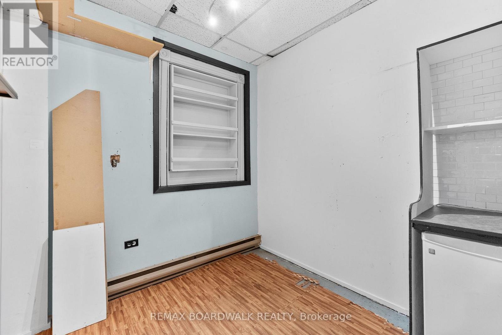 211 St.lawrence Street Property Photo 18