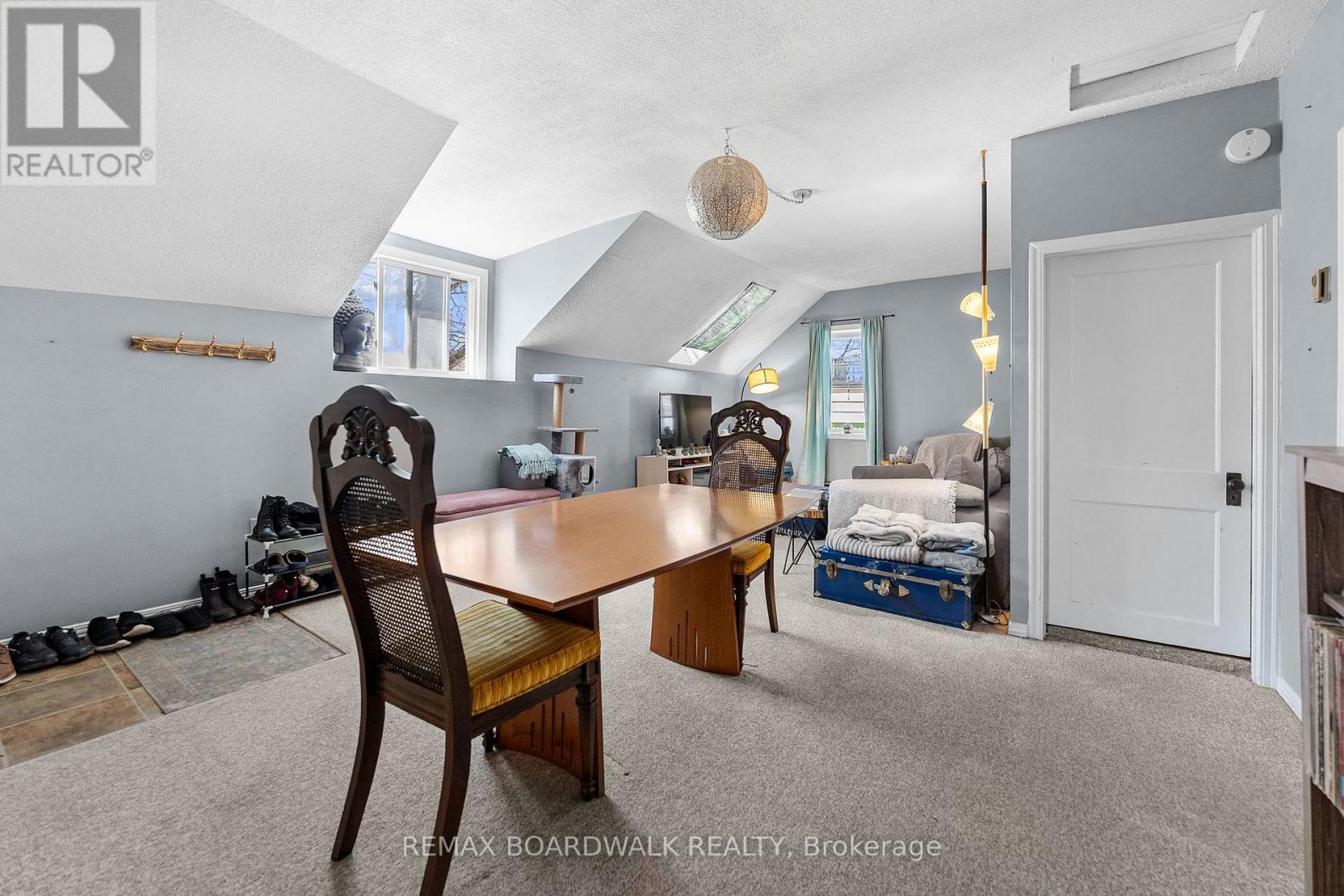 211 St.lawrence Street Property Photo 43
