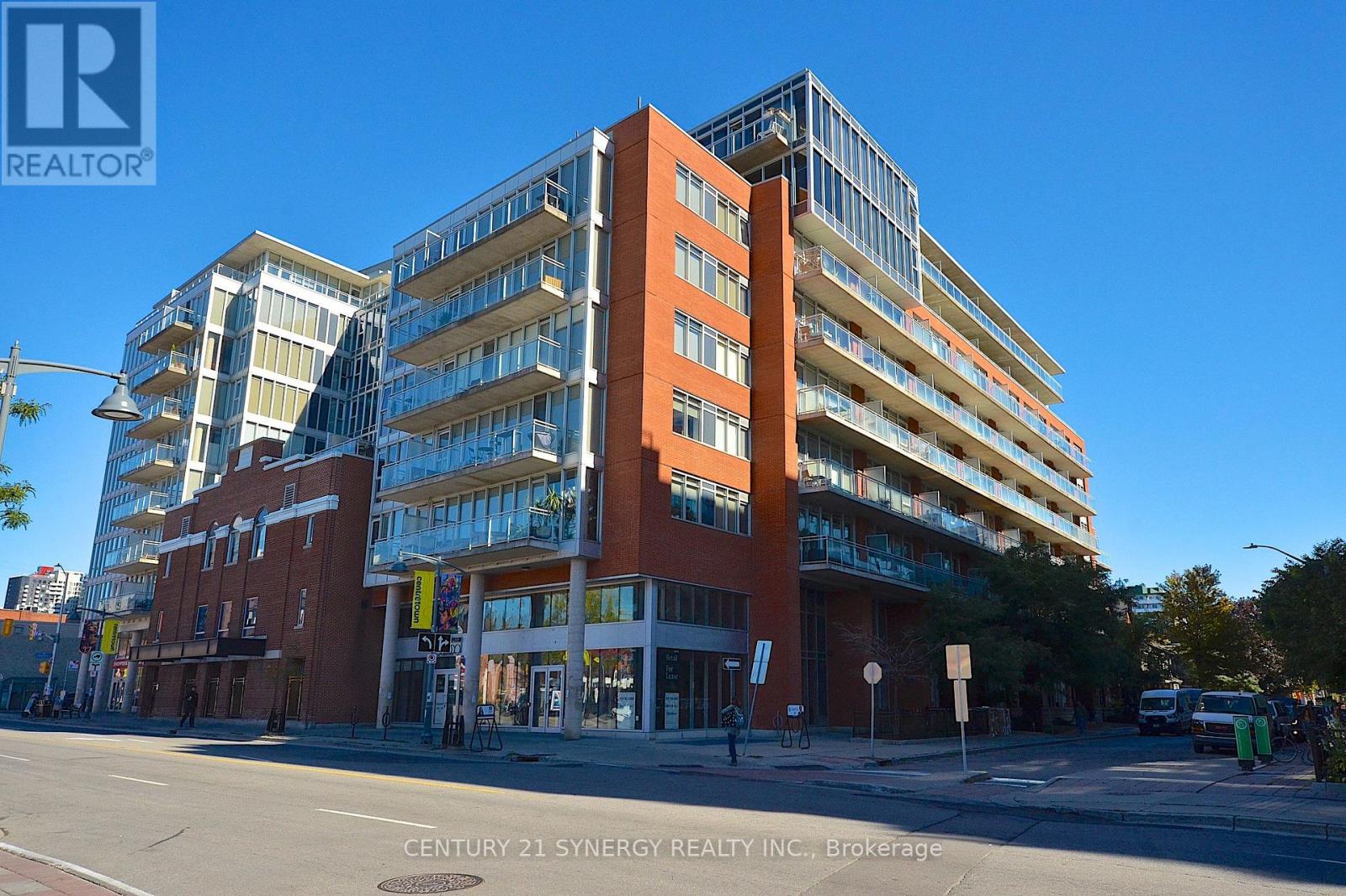 213 - 354 GLADSTONE AVENUE Property Photo 1