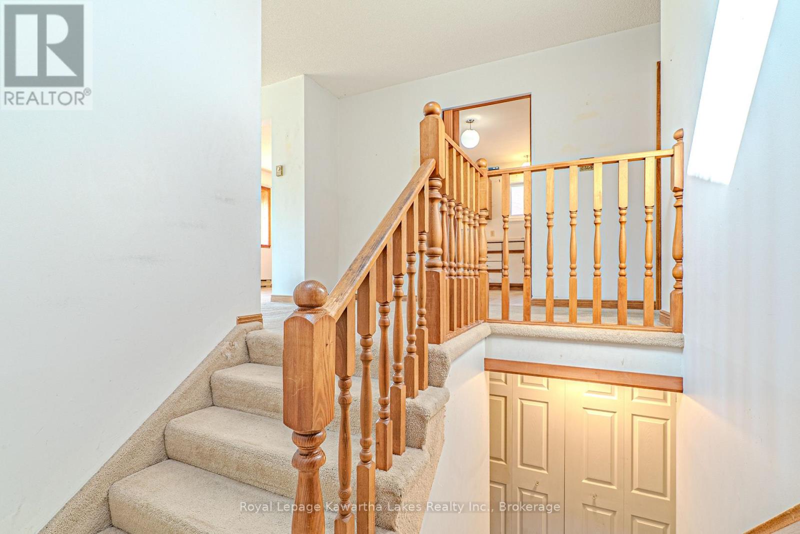 182 Colborne Street W Property Photo 6