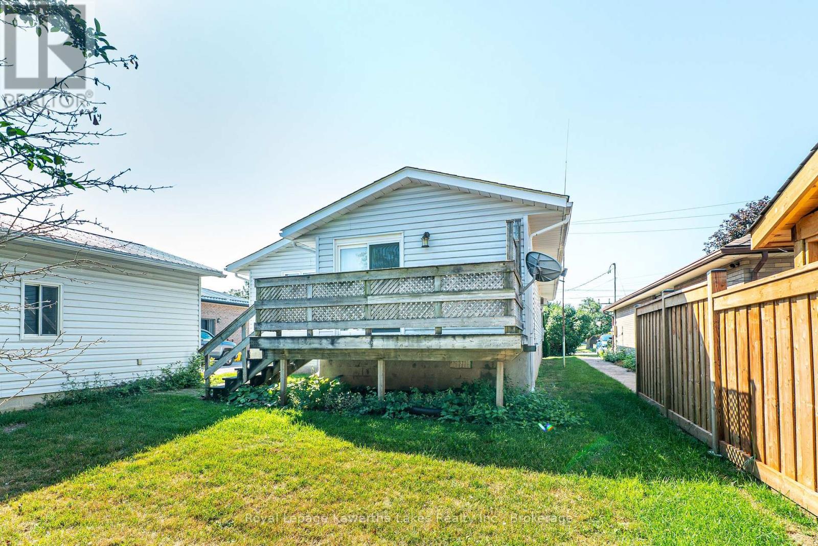182 Colborne Street W Property Photo 34