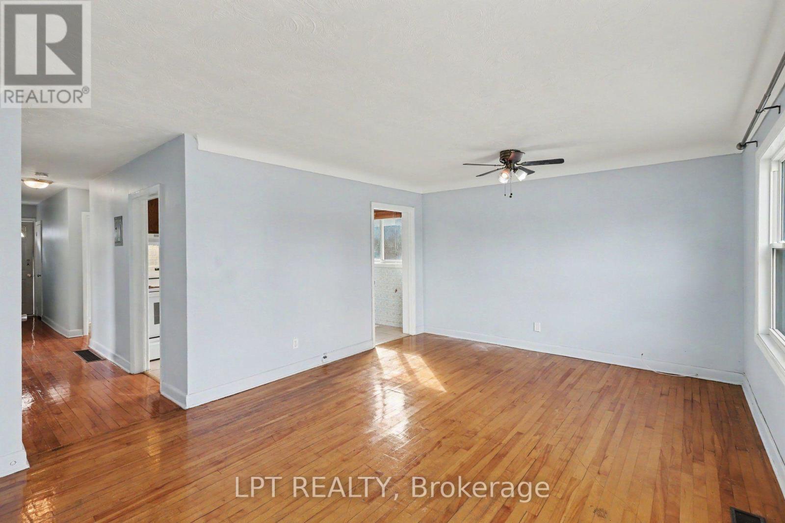 703 Morgan Street Property Photo 9