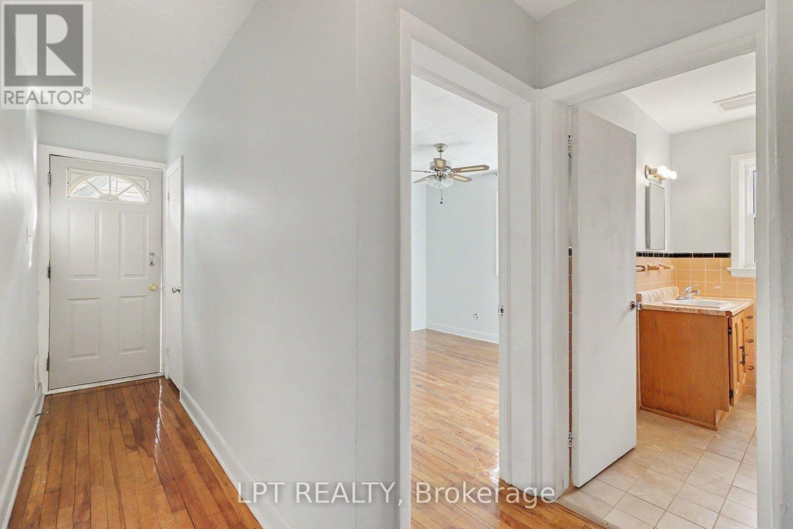 703 Morgan Street Property Photo 12
