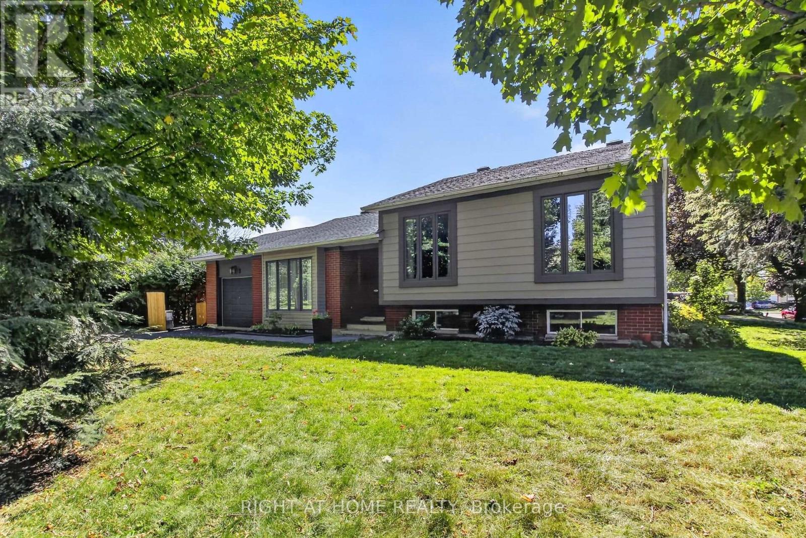 3 Pommel Crescent Property Photo 1