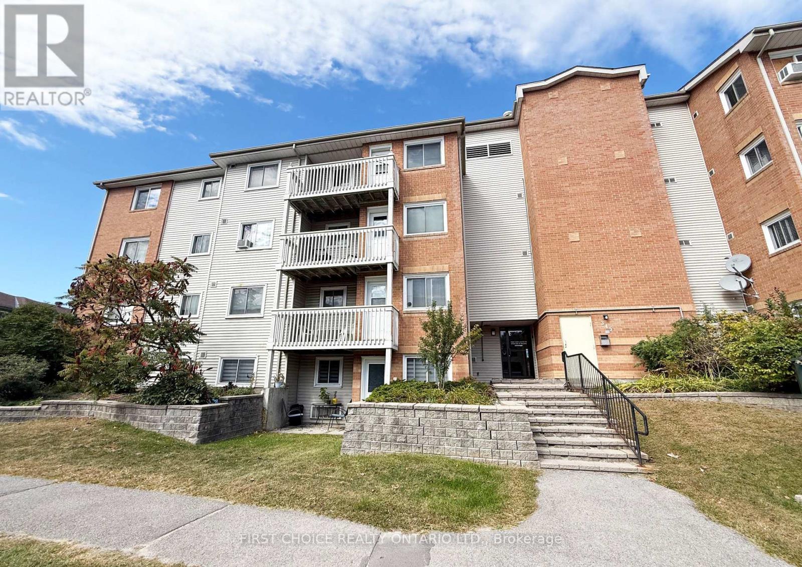 316 - 345 Centrum Boulevard Property Photo 2