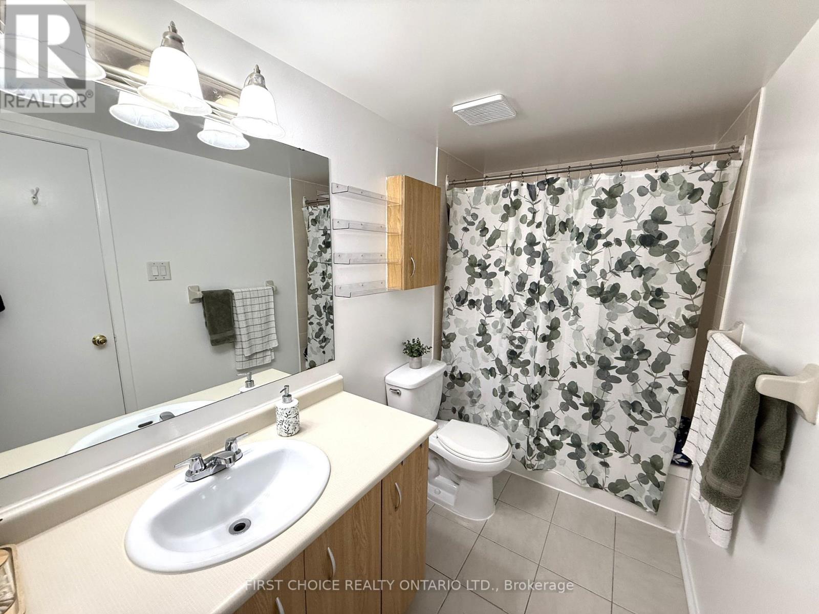 316 - 345 Centrum Boulevard Property Photo 17