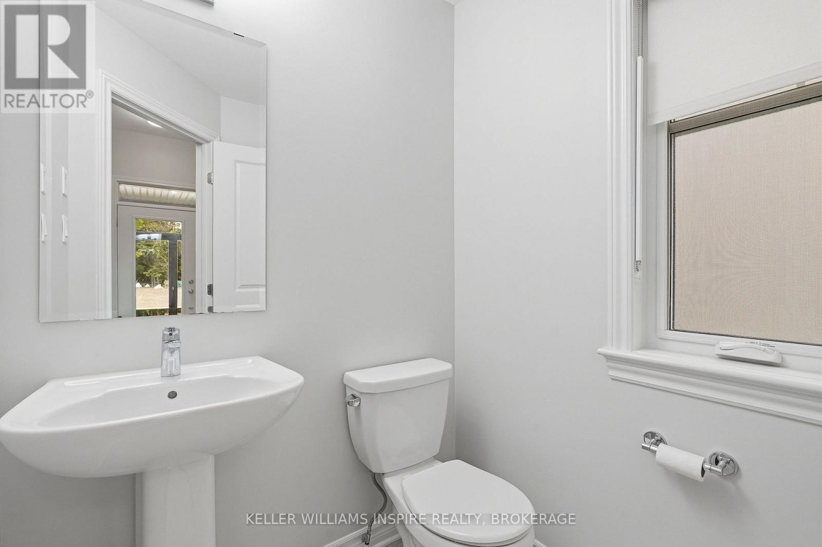 2365 Goldhawk Drive Property Photo 7