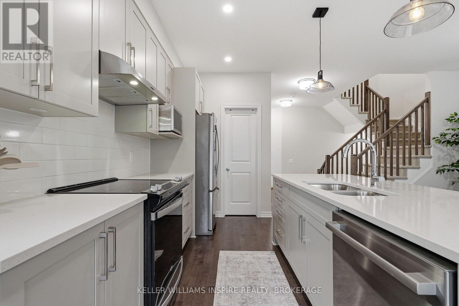 2365 Goldhawk Drive Property Photo 15
