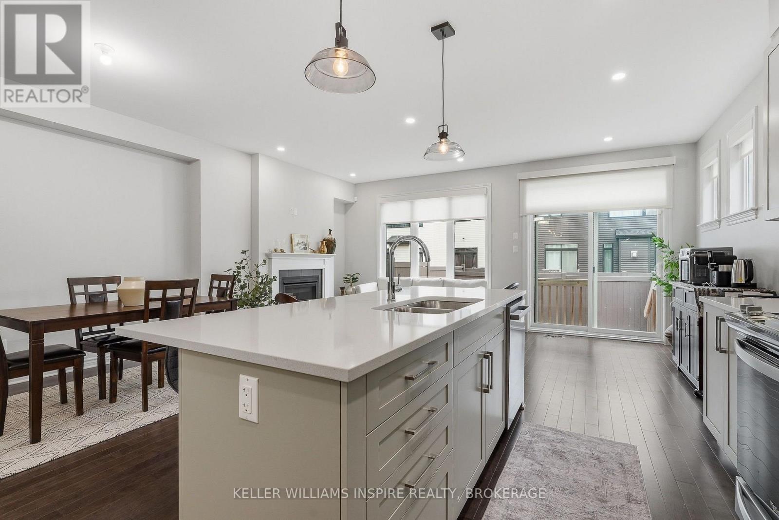 2365 Goldhawk Drive Property Photo 17