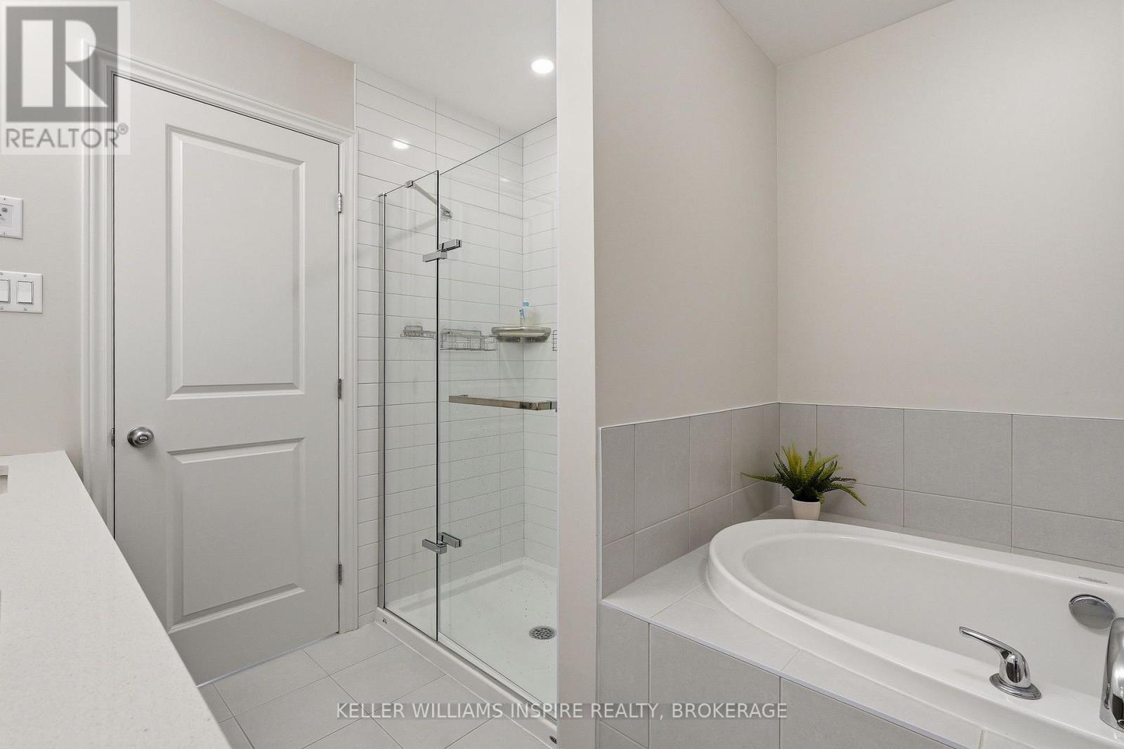 2365 Goldhawk Drive Property Photo 25